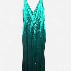 Lulus Green Satin V-Neck Evening Gown